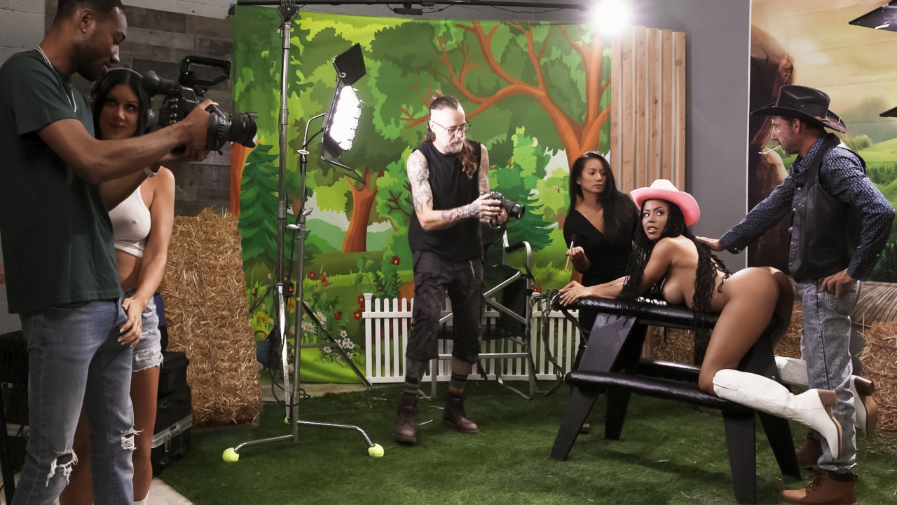 Renae_Tom explicit naked collection